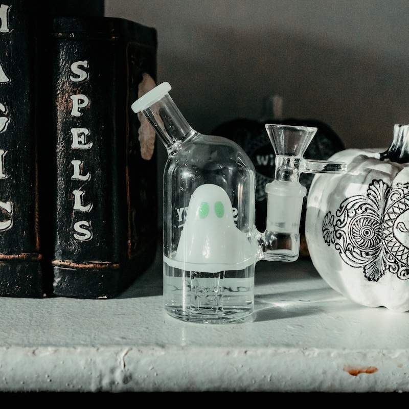 Smokey the Stoney Ghost Mini Bong